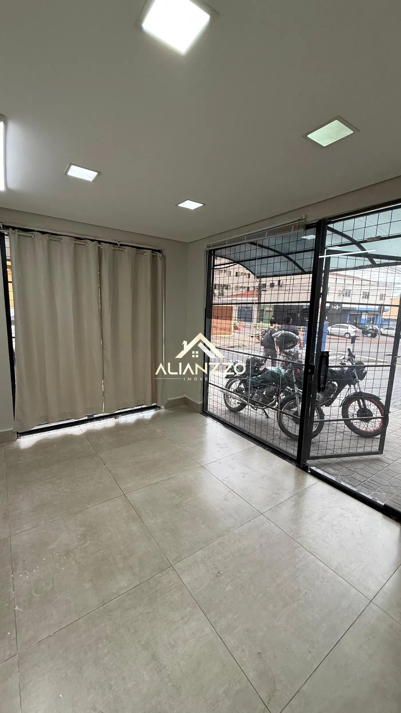 Alugar Comercial padrão / Loja em Ribeirão Preto R$ 1.590,00 - Foto 1