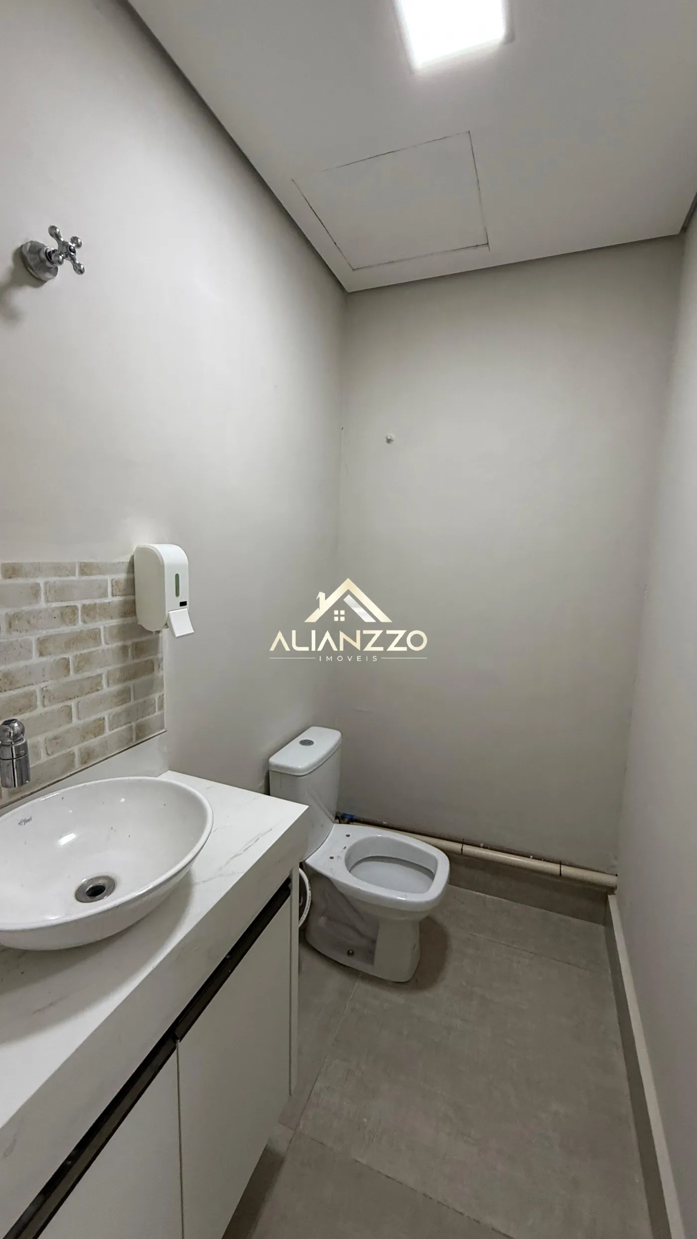 Alugar Comercial padrão / Loja em Ribeirão Preto R$ 1.590,00 - Foto 4