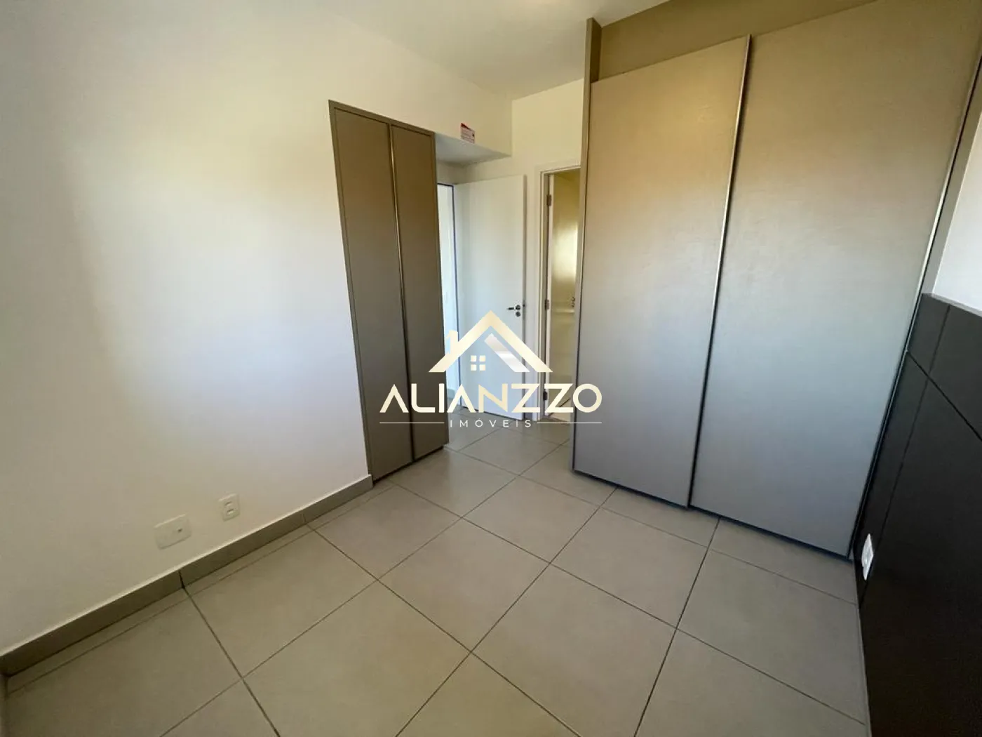 Comprar Apartamento / Padrão em Ribeirão Preto R$ 371.000,00 - Foto 5