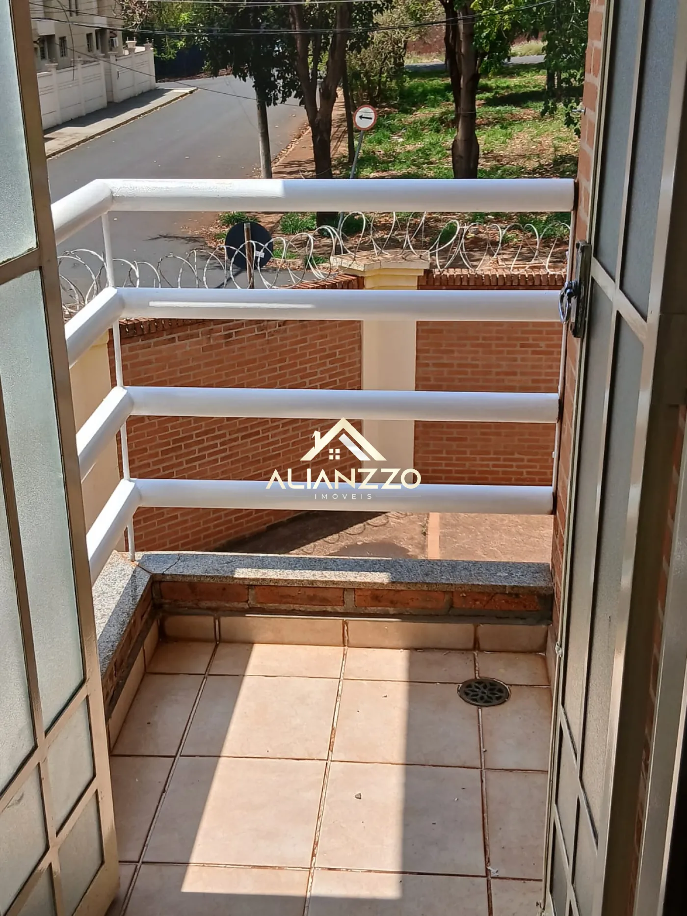 Alugar Apartamento / Padrão em Ribeirão Preto R$ 1.000,00 - Foto 5