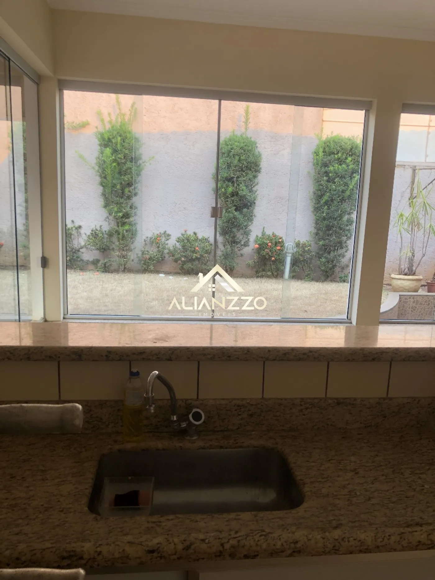 Comprar Casa / Padrão em Batatais R$ 480.000,00 - Foto 4