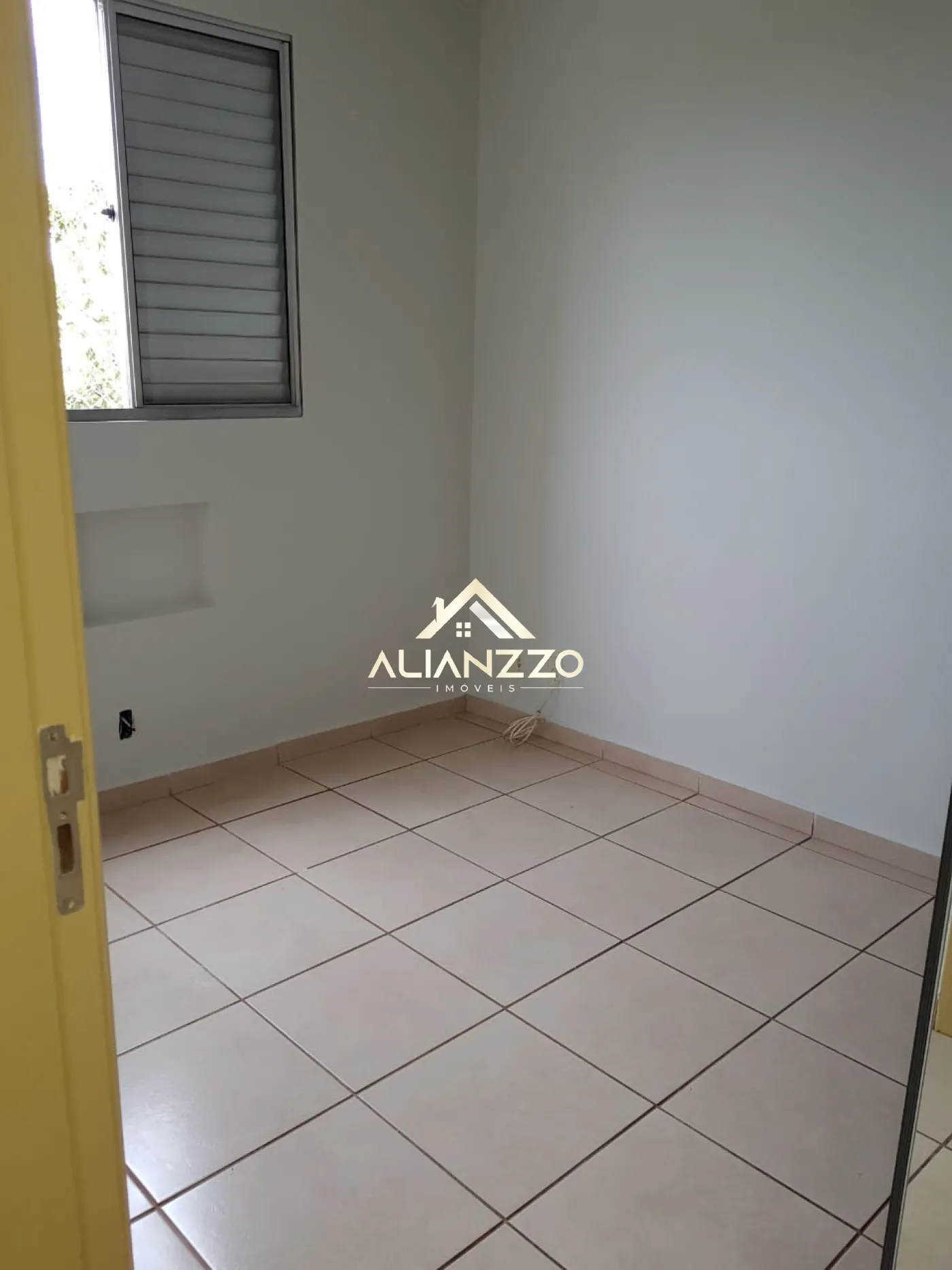 Comprar Apartamento / Padrão em Ribeirão Preto R$ 185.000,00 - Foto 2