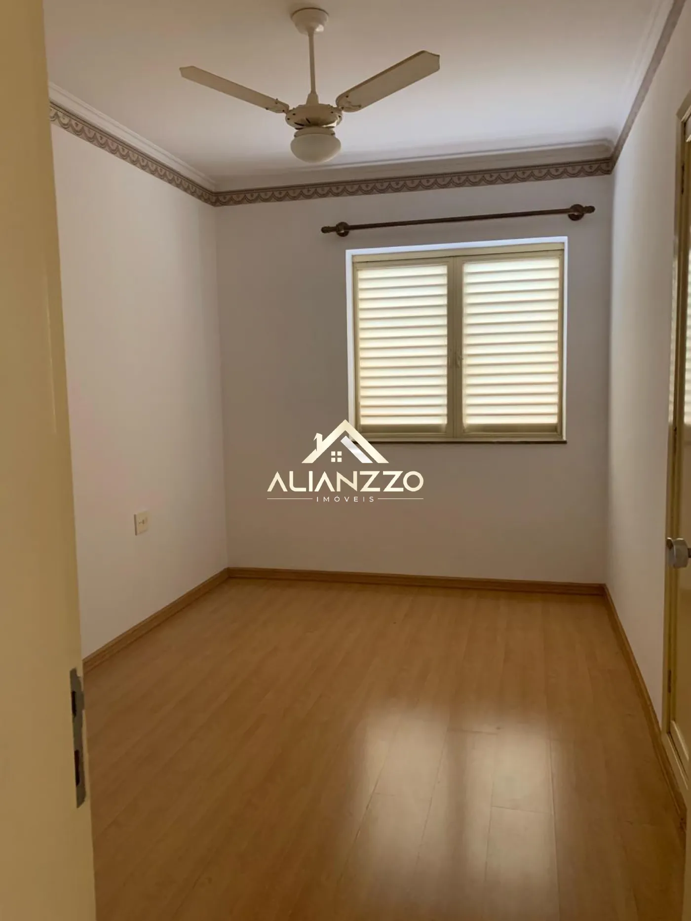 Alugar Apartamento / Padrão em Ribeirão Preto R$ 1.400,00 - Foto 3
