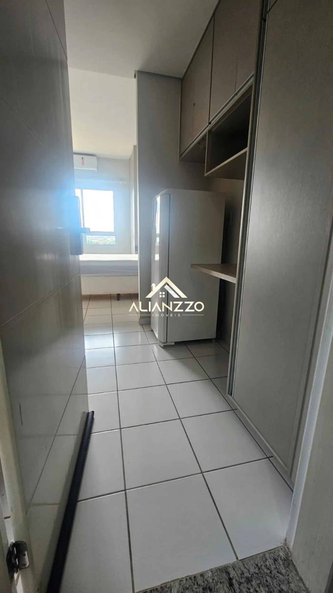 Alugar Apartamento / Flat em Ribeirão Preto R$ 1.650,00 - Foto 2
