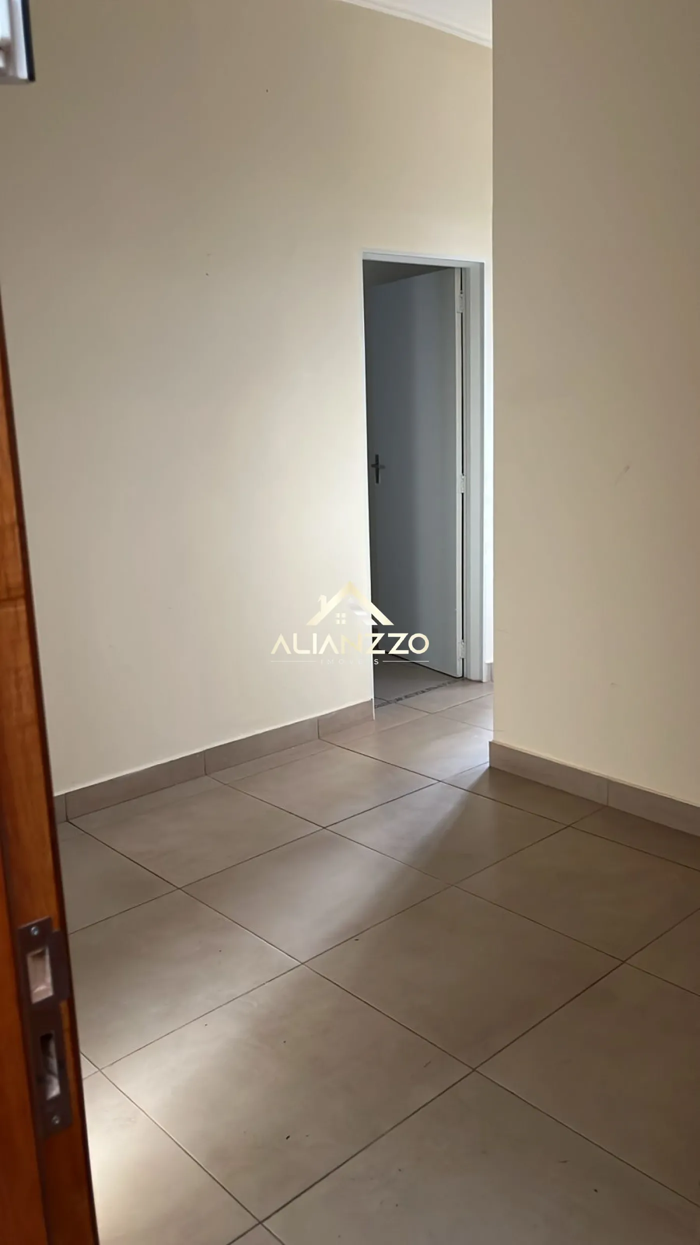 Alugar Casa / Sobrado em Ribeirão Preto R$ 1.500,00 - Foto 1