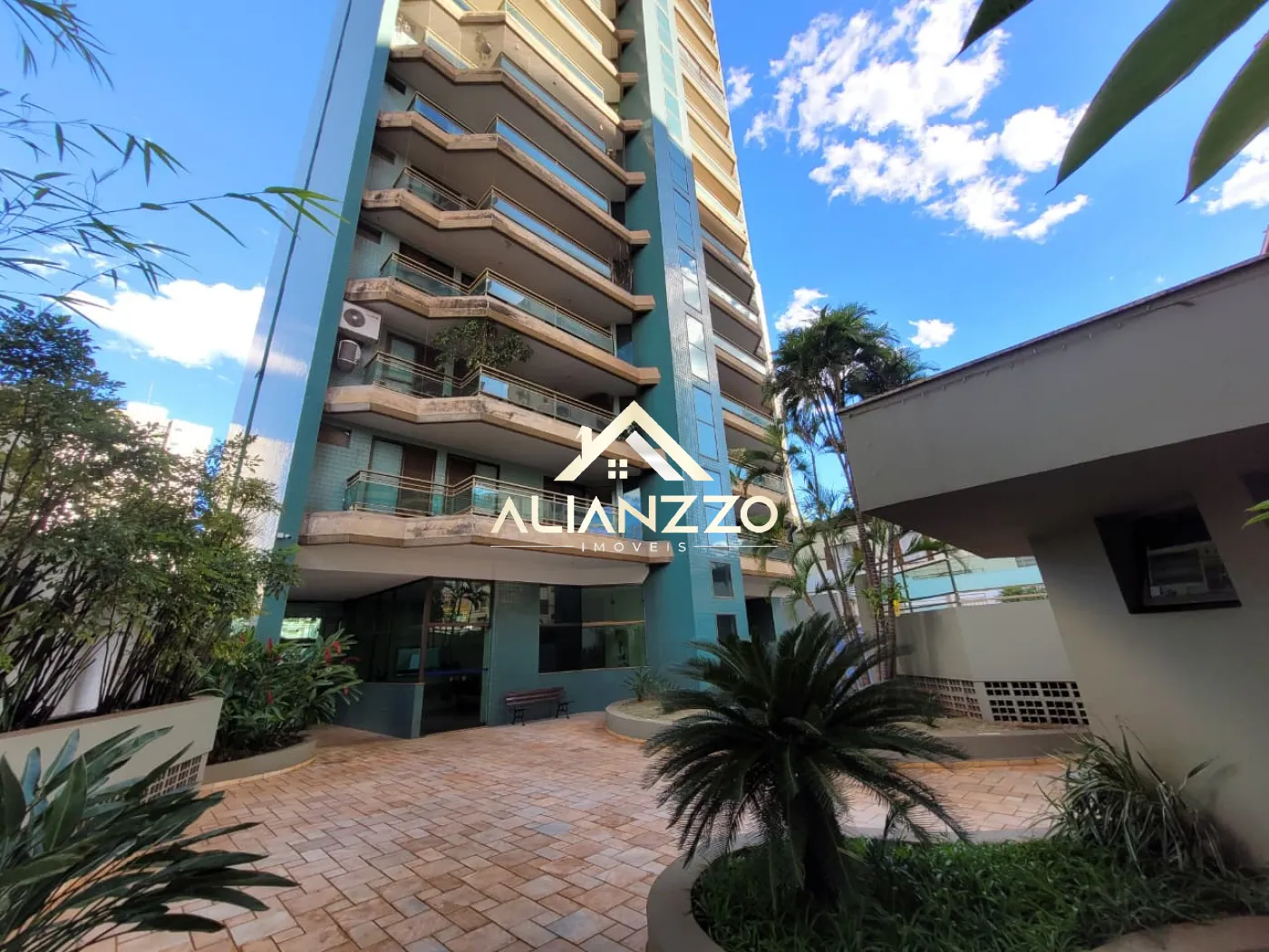 Alugar Apartamento / Padrão em Ribeirão Preto R$ 3.500,00 - Foto 2