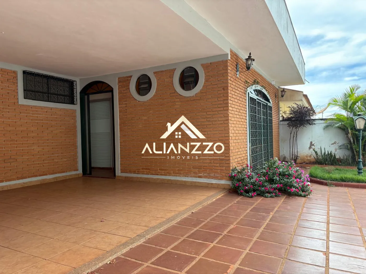 Comprar Casa / Padrão em Ribeirão Preto R$ 750.000,00 - Foto 1