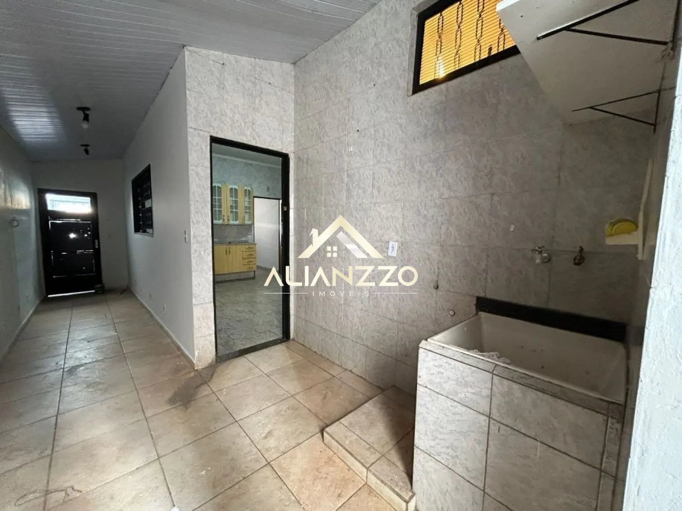 Alugar Casa / Padrão em Ribeirão Preto R$ 1.700,00 - Foto 8