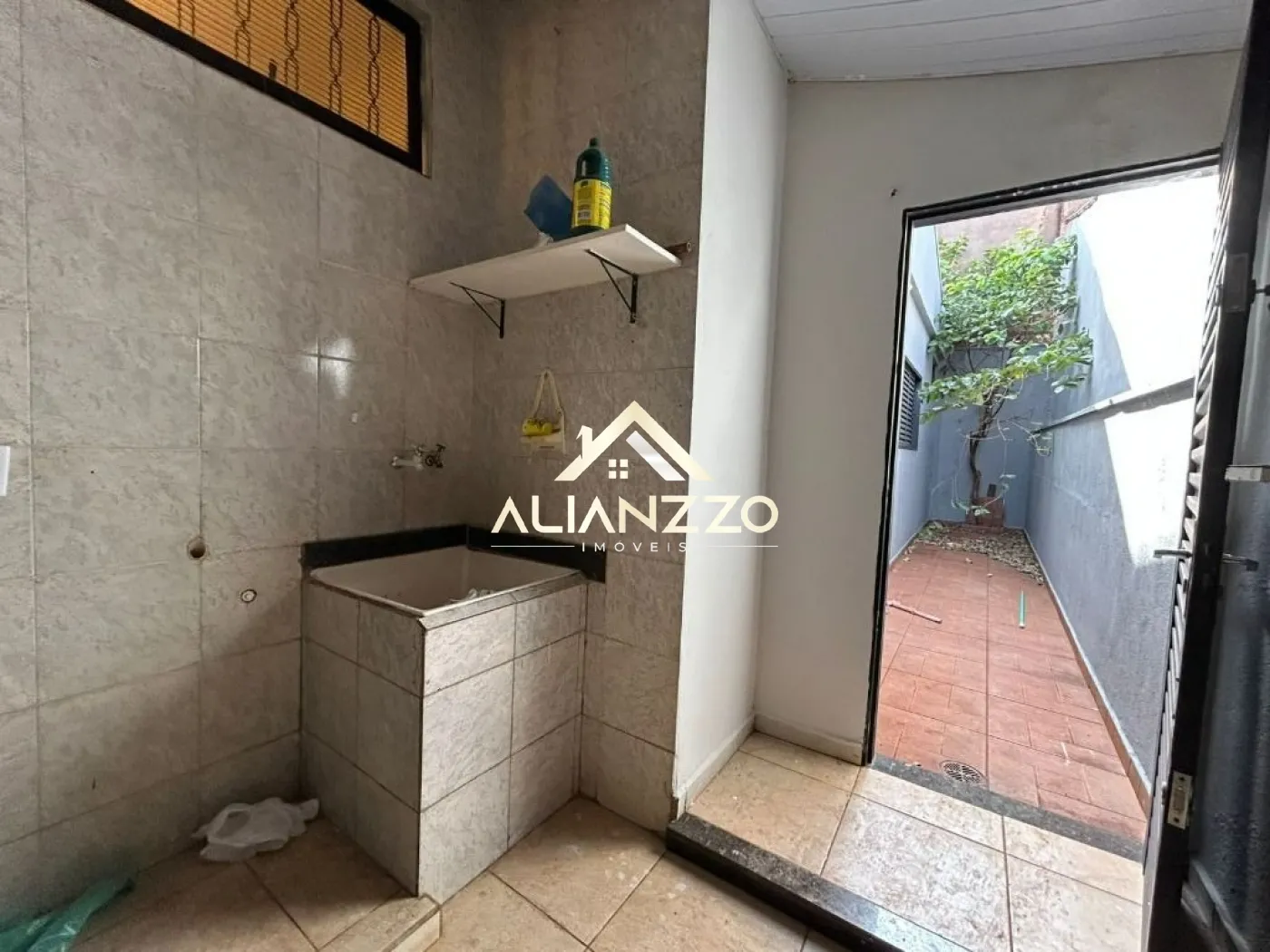 Alugar Casa / Padrão em Ribeirão Preto R$ 1.700,00 - Foto 10