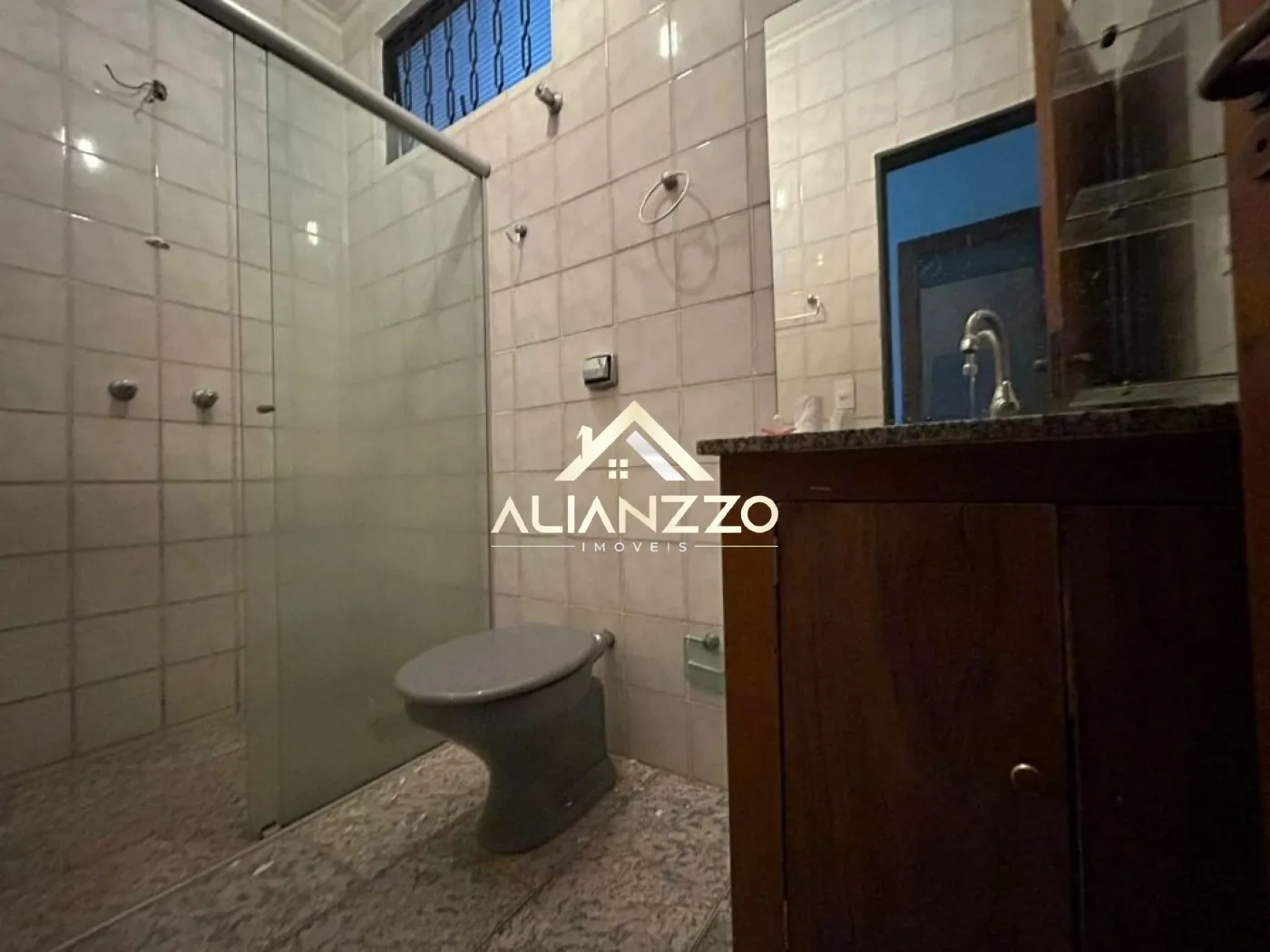 Alugar Casa / Padrão em Ribeirão Preto R$ 1.700,00 - Foto 11