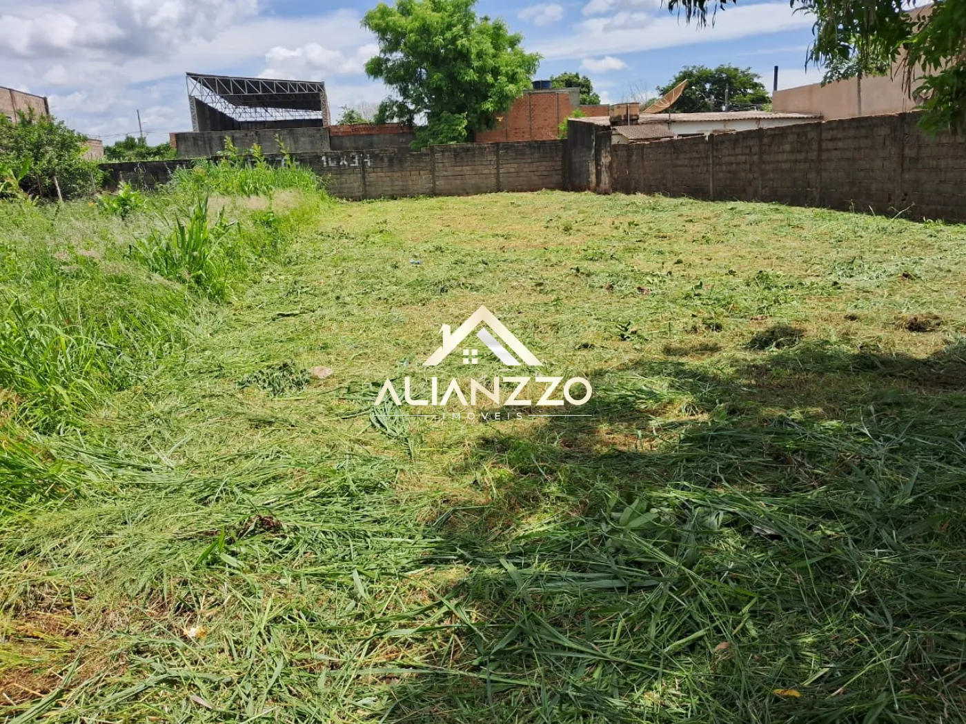 Comprar Terreno / Padrão em Ribeirão Preto R$ 180.000,00 - Foto 4