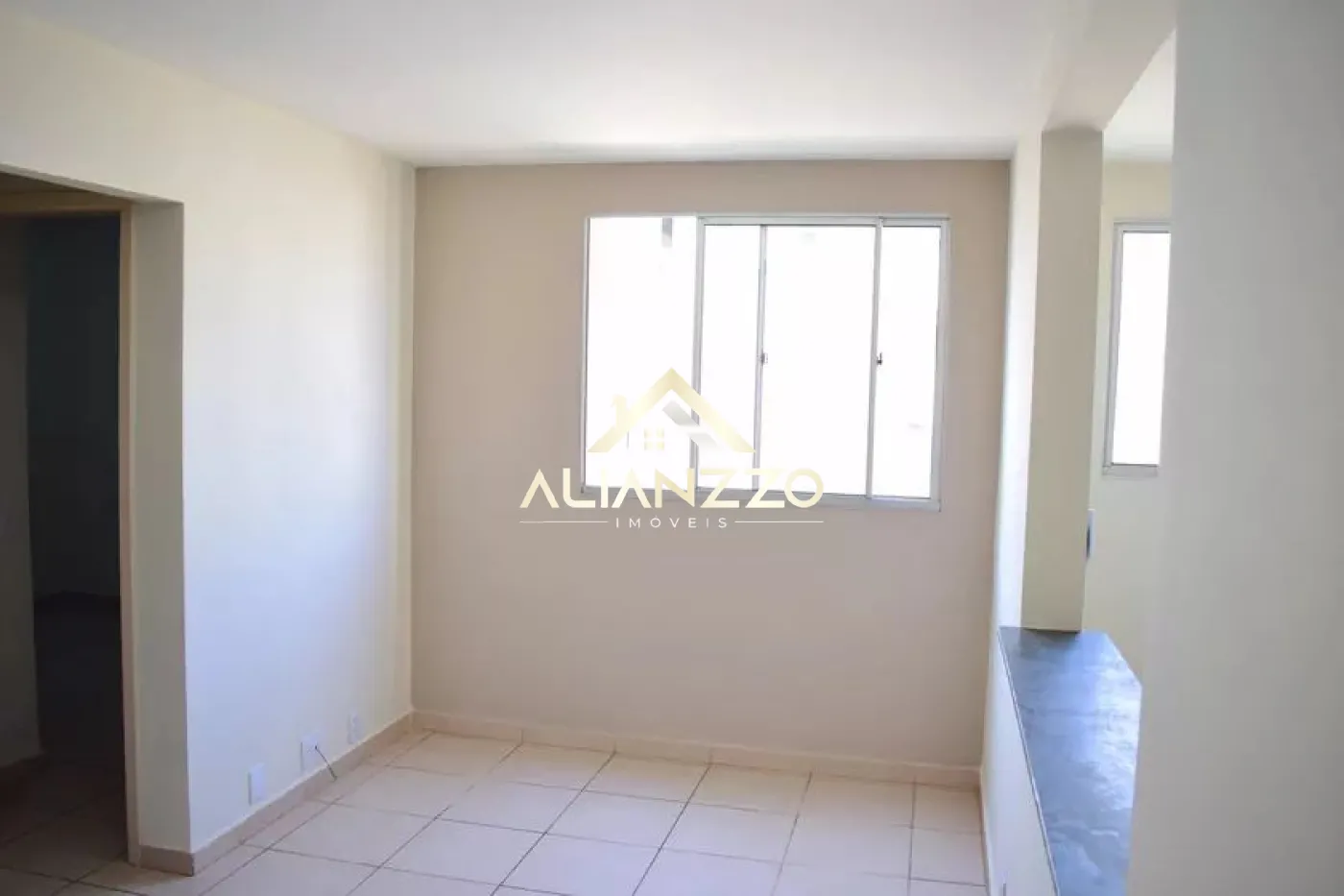 Alugar Apartamento / Padrão em Ribeirão Preto R$ 860,00 - Foto 1