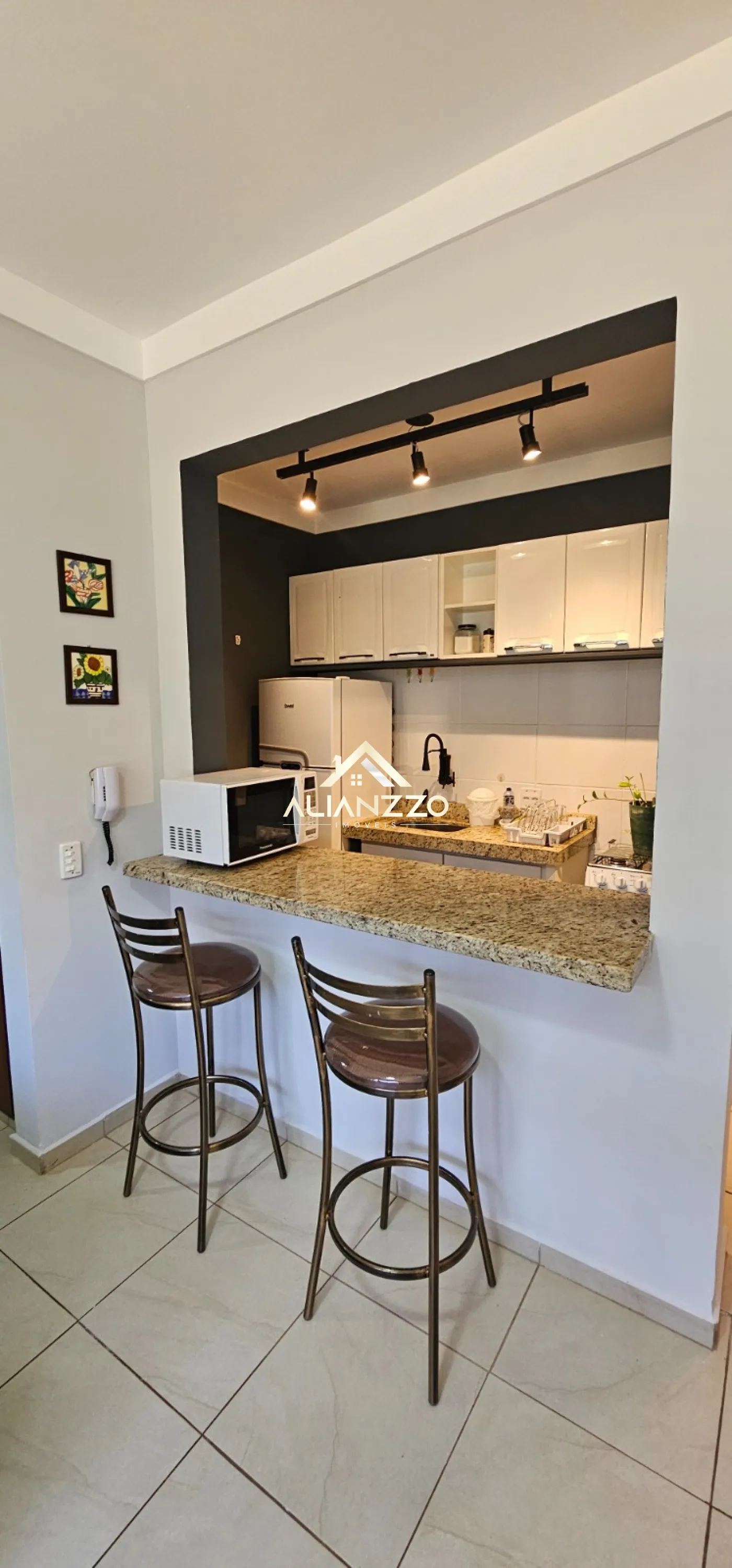 Alugar Apartamento / Padrão em Ribeirão Preto R$ 1.500,00 - Foto 3