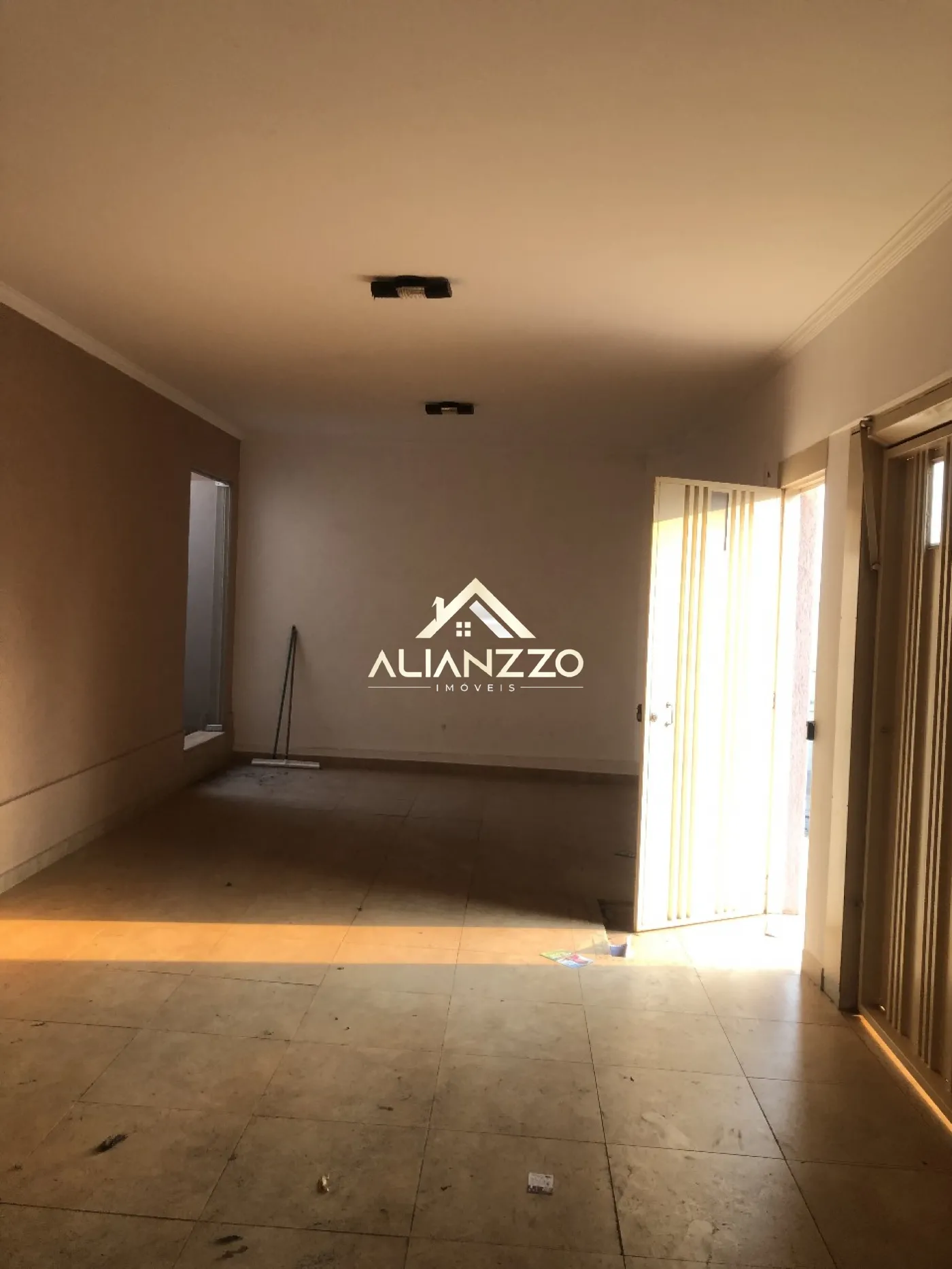 Comprar Casa / Padrão em Batatais R$ 480.000,00 - Foto 2