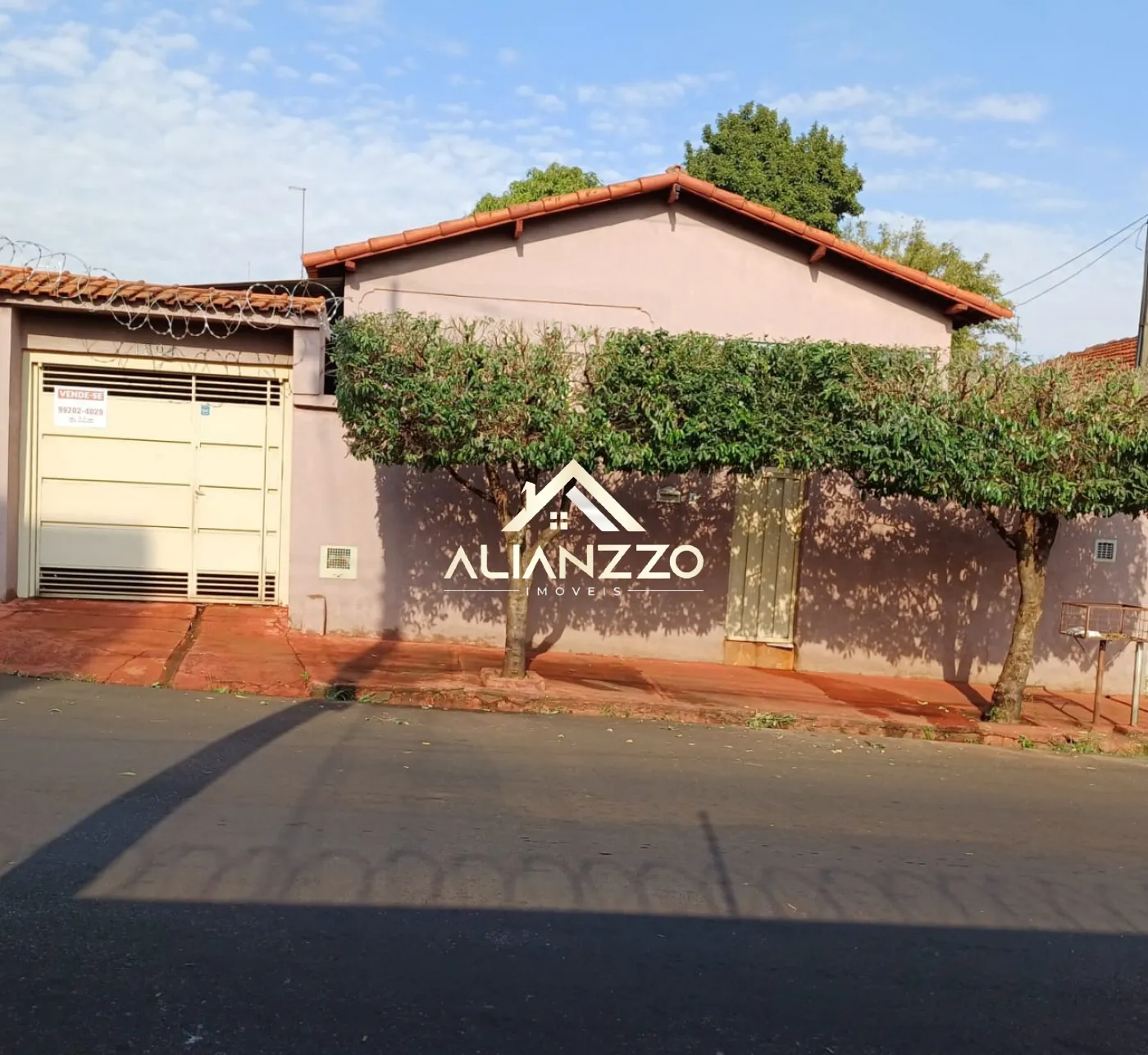 Comprar Casa / Padrão em Sertãozinho R$ 450.000,00 - Foto 1