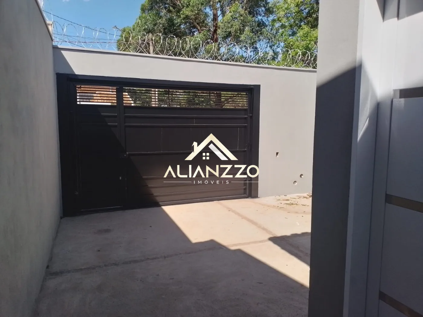 Comprar Casa / Padrão em Ribeirão Preto R$ 310.000,00 - Foto 1