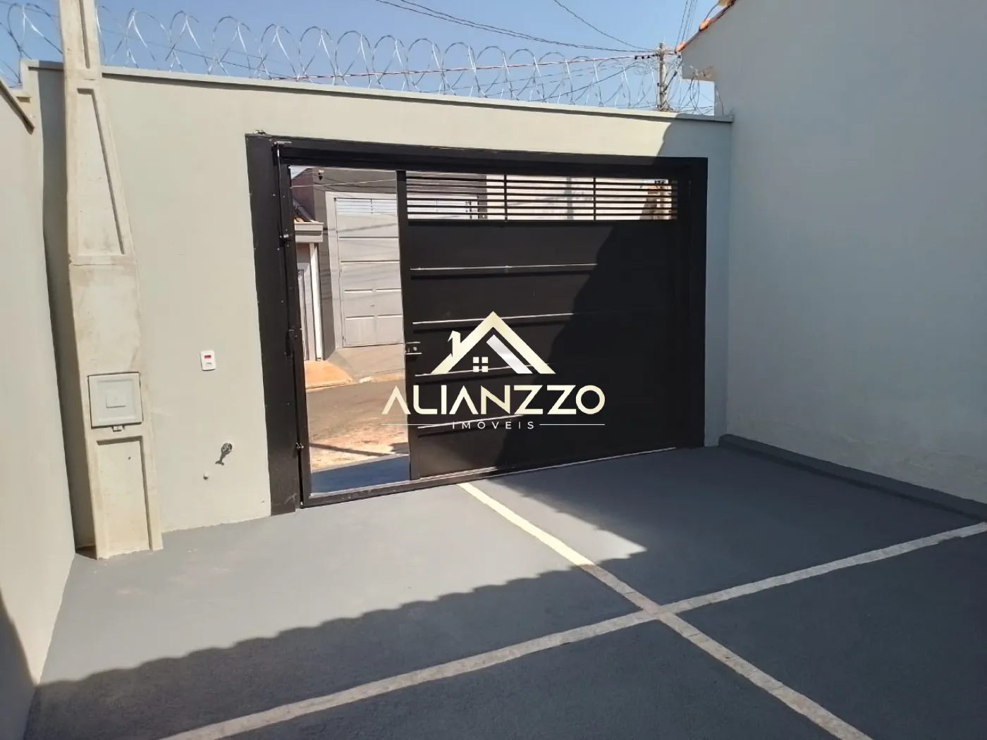 Comprar Casa / Padrão em Ribeirão Preto R$ 300.000,00 - Foto 1