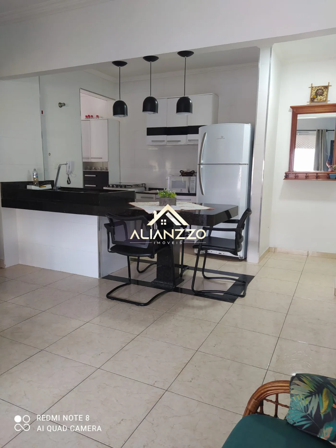 Comprar Apartamento / Padrão em Guarujá R$ 360.000,00 - Foto 2