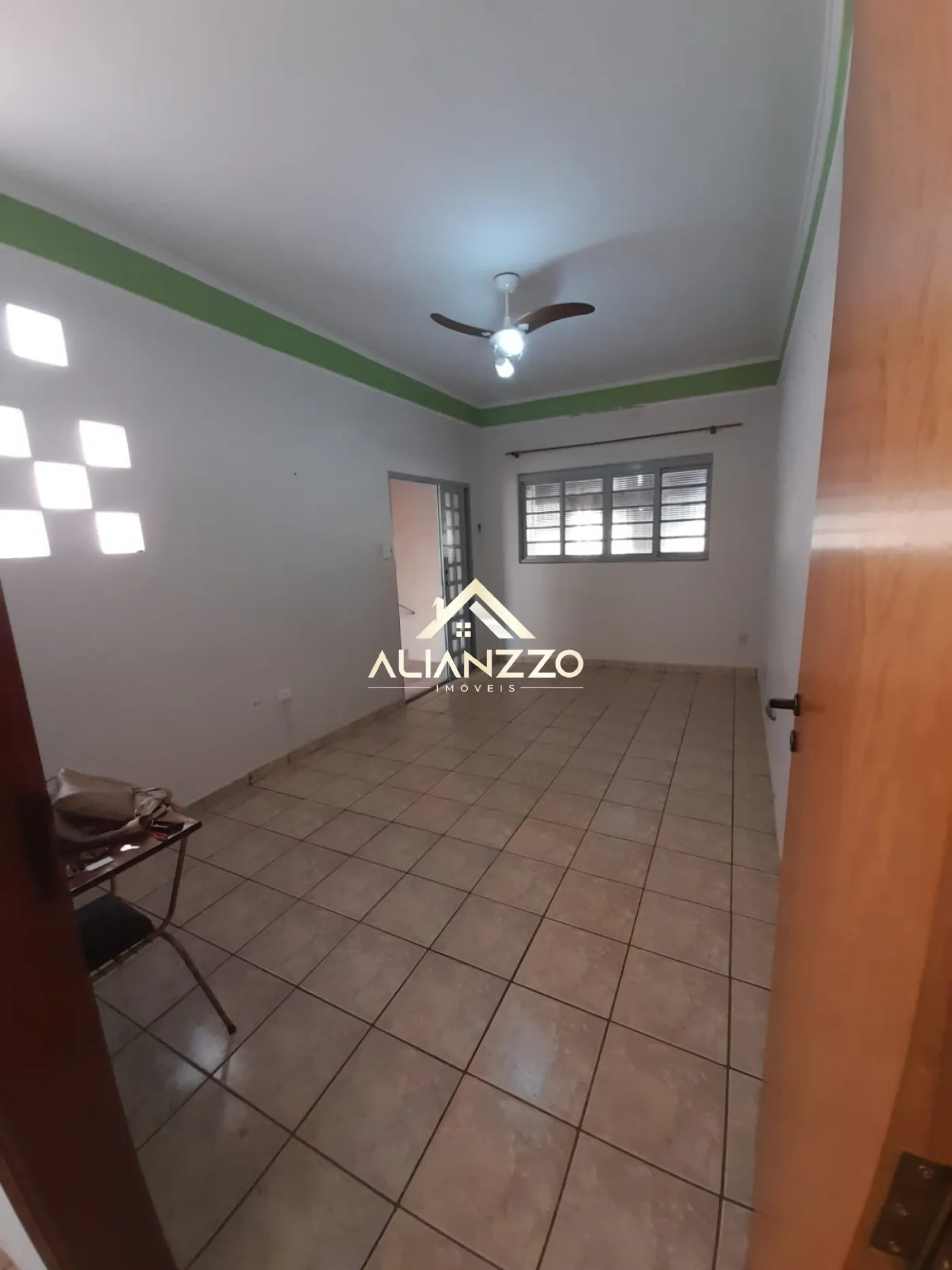 Alugar Casa / Padrão em Ribeirão Preto R$ 2.000,00 - Foto 2
