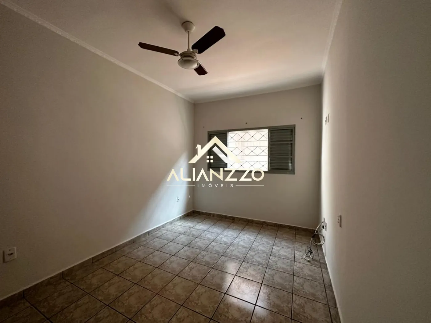 Alugar Casa / Padrão em Ribeirão Preto R$ 2.000,00 - Foto 7