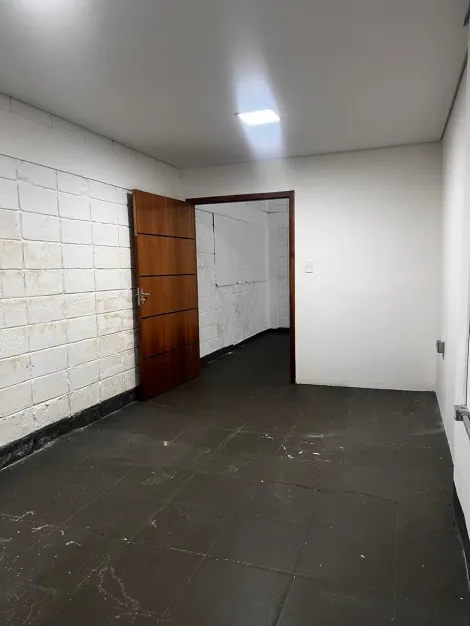 imagem 2 - Galpão Comercial para Locação Bairro Parque Anhanguera em Ribeirão Preto/SP. Alianzzo Imóveis. imagem 2 - Galpão Comercial para Locação Bairro Parque Anhanguera em Ribeirão Preto/SP. Alianzzo Imóveis.