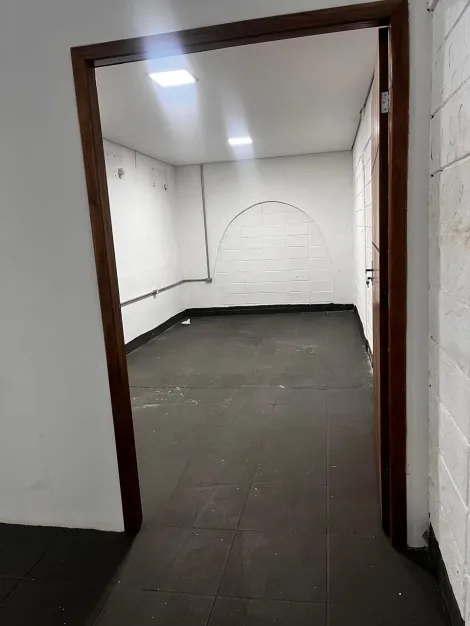 imagem 4 - Galpão Comercial para Locação Bairro Parque Anhanguera em Ribeirão Preto/SP. Alianzzo Imóveis. imagem 4 - Galpão Comercial para Locação Bairro Parque Anhanguera em Ribeirão Preto/SP. Alianzzo Imóveis.